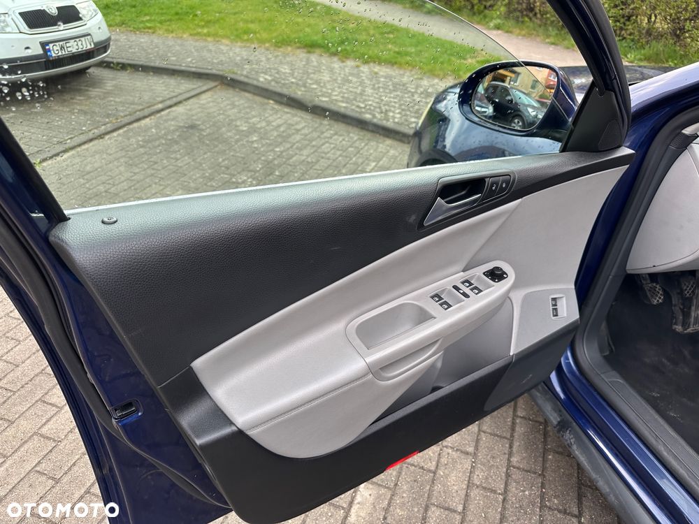 Volkswagen Passat Variant 1.8 TSI Highline - 14