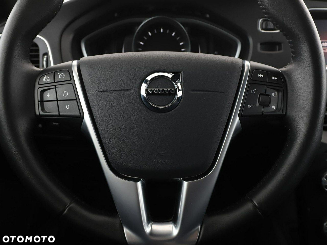 Volvo V40 Cross Country T3 Drive-E Momentum - 21