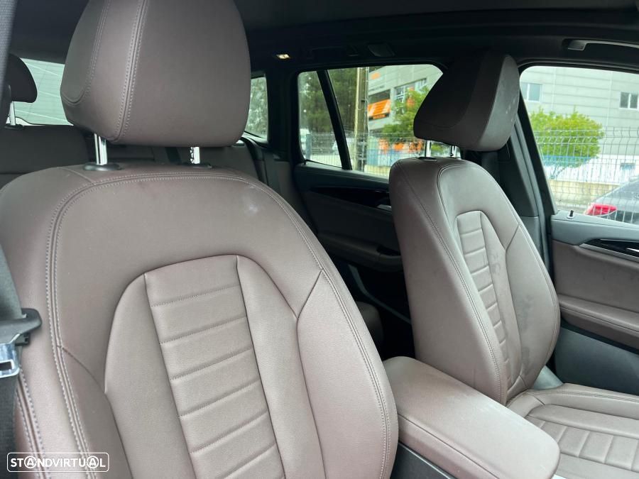 BMW iX3 Inspiring - 10