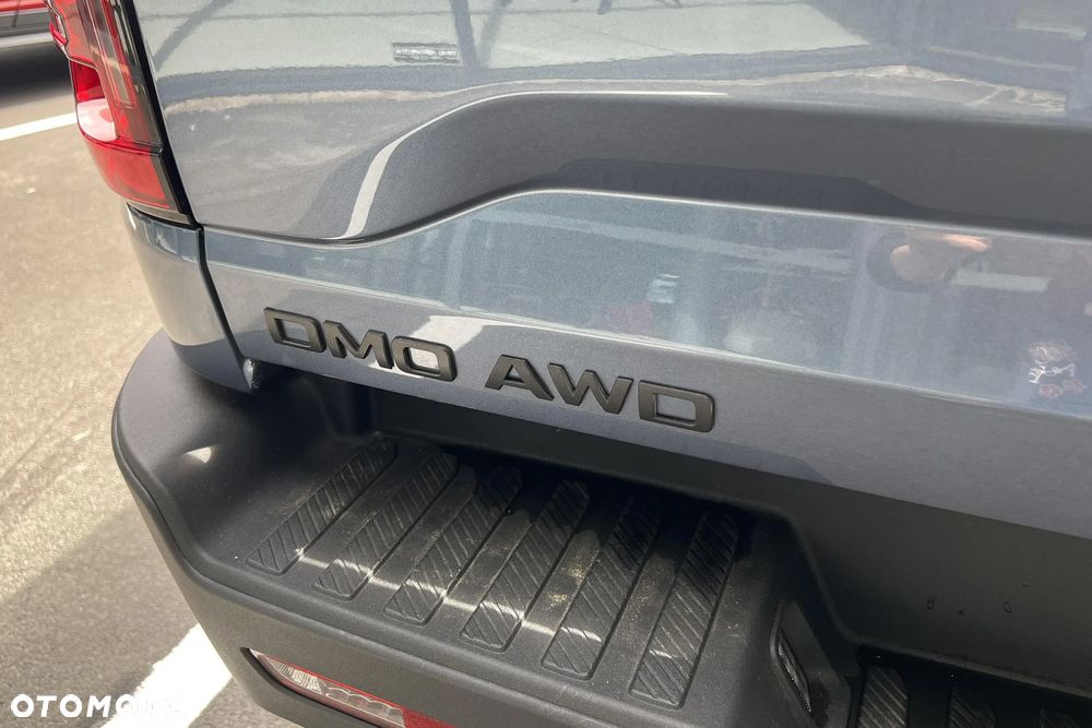 BYD Shark 6 - 11