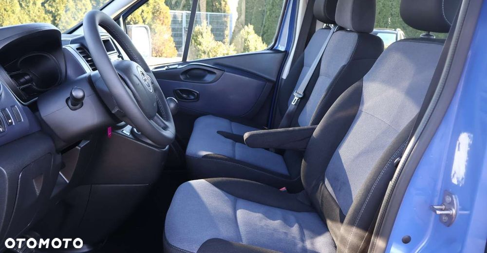 Opel Vivaro - 18