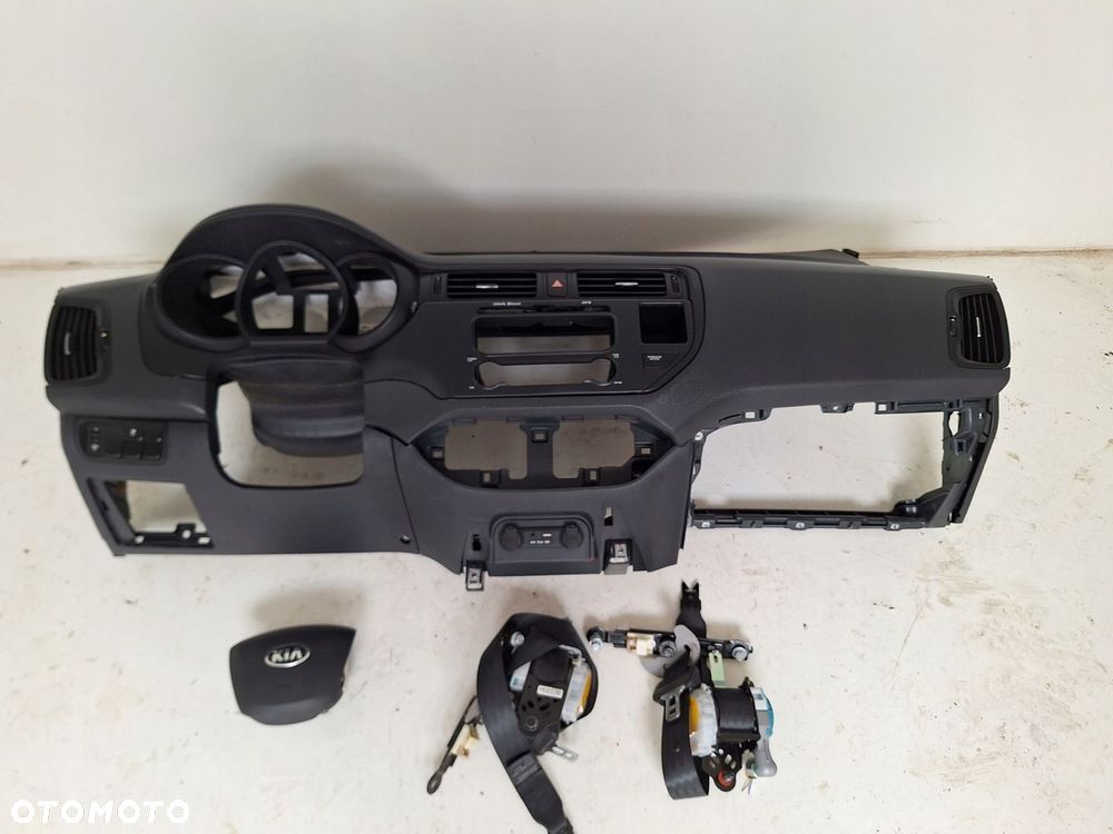 Kia Rio 3 III DESKA KOKPIT KONSOLA PODUSZKI PASY KOMPLETNA OE EU - 1