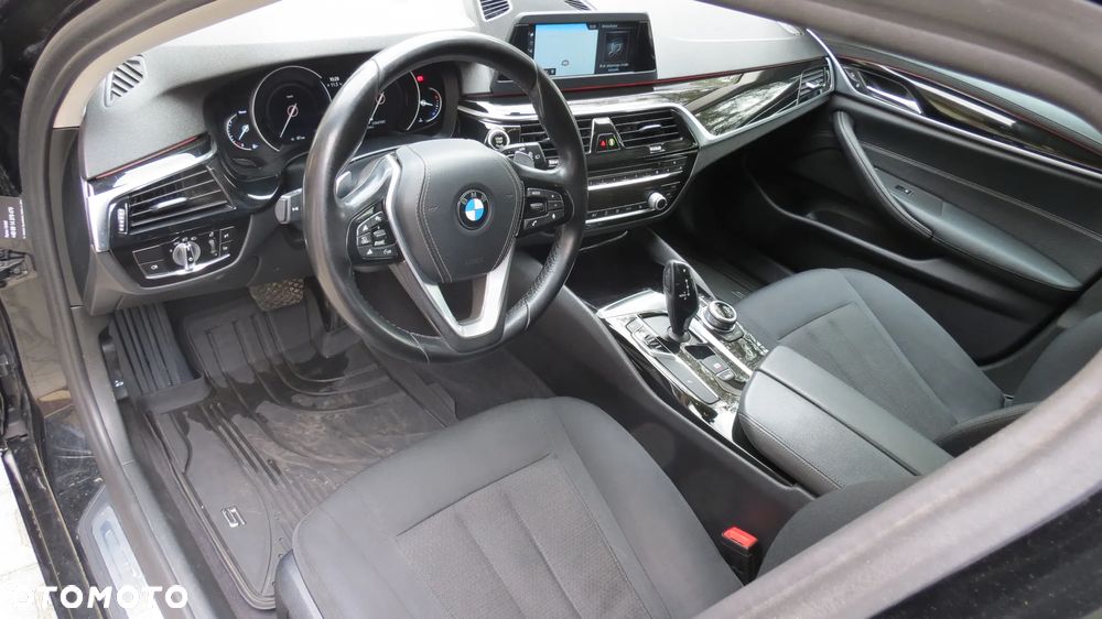 BMW Seria 5 - 17
