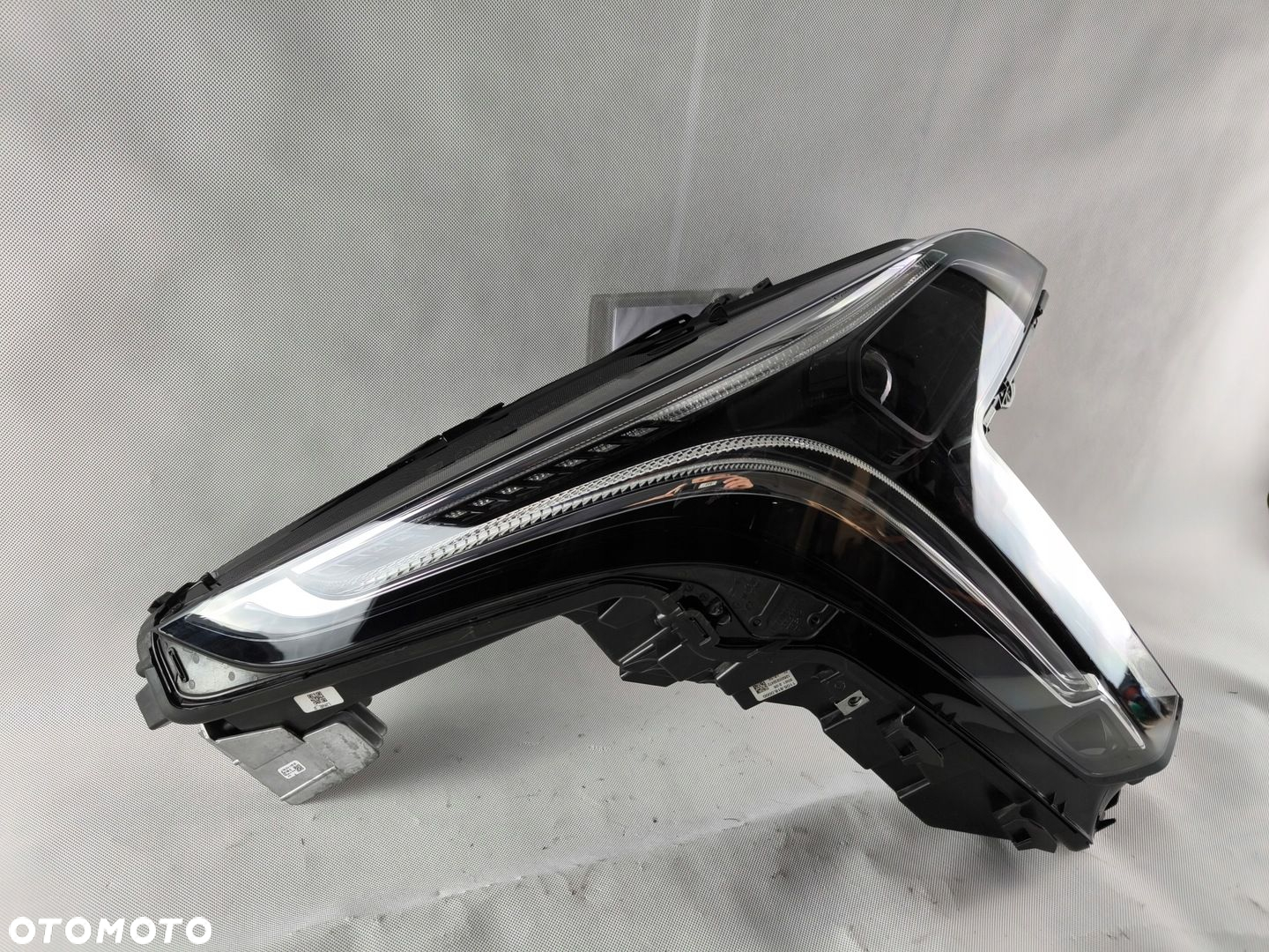 CADILLAC XT4 FULL LED PRAWY REFLEKTOR LAMPA 84761687 - 2