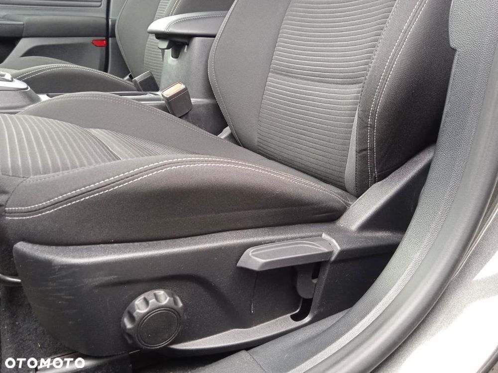 Ford Focus 1.0 EcoBoost Titanium Style - 29