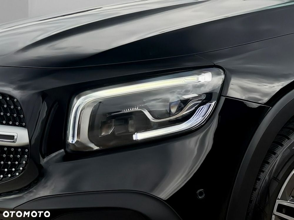 Mercedes-Benz GLB - 9