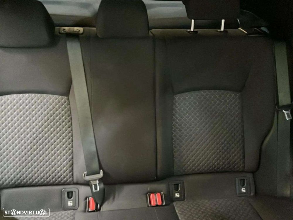 Toyota C-HR 1.8 Hybrid Exclusive - 18