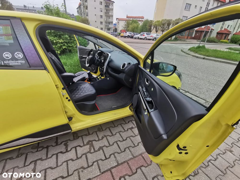Renault Clio 1.2 16V 75 Experience - 15