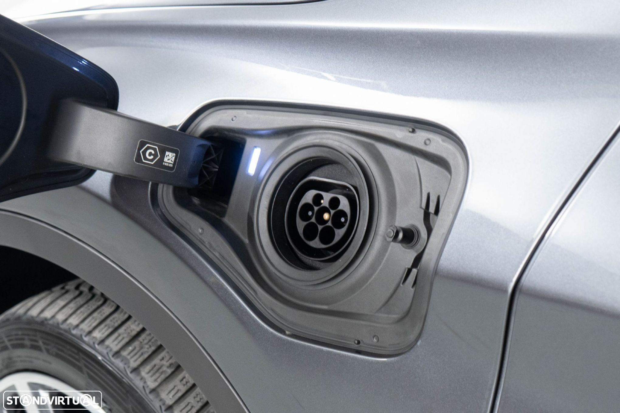 BMW X1 25 e xDrive Corporate Edition - 16