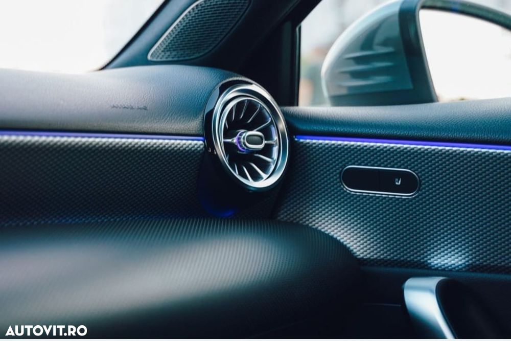 MERCEDES-BENZ A-Class 2019 — imagine 4