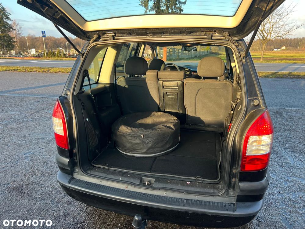 Opel Zafira 1.8 16V Elegance - 16