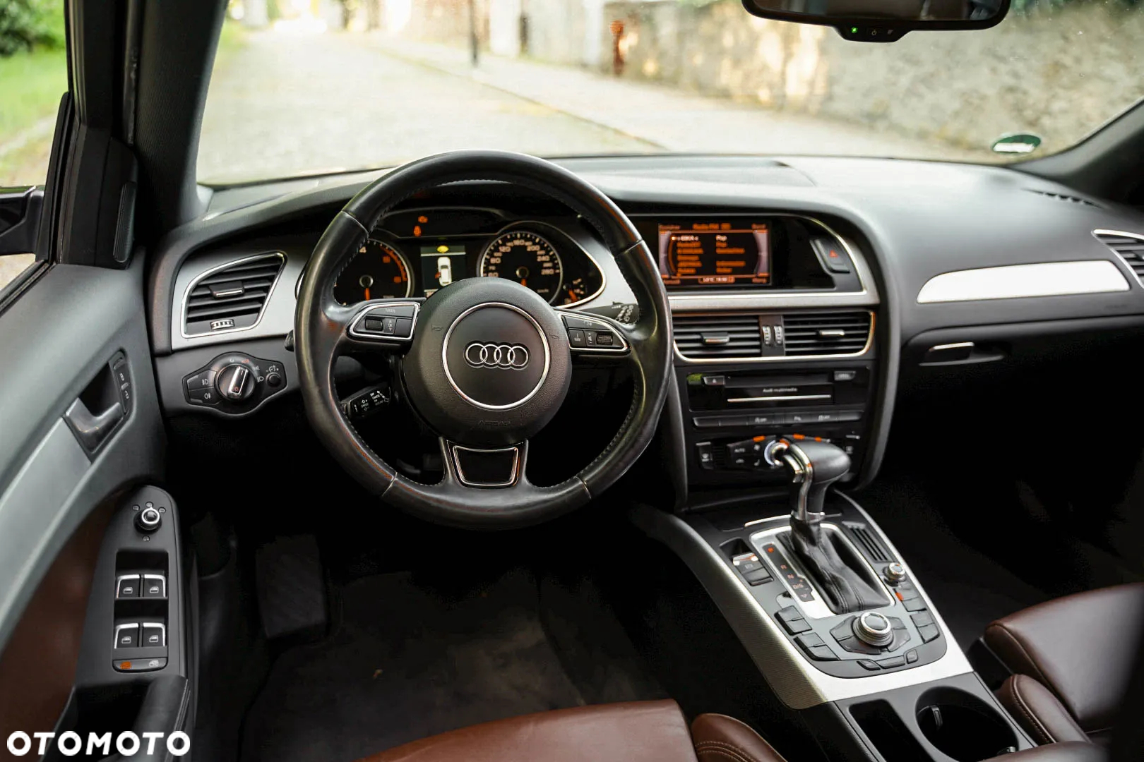 Audi A4 2.0 TDI Multitronic - 26