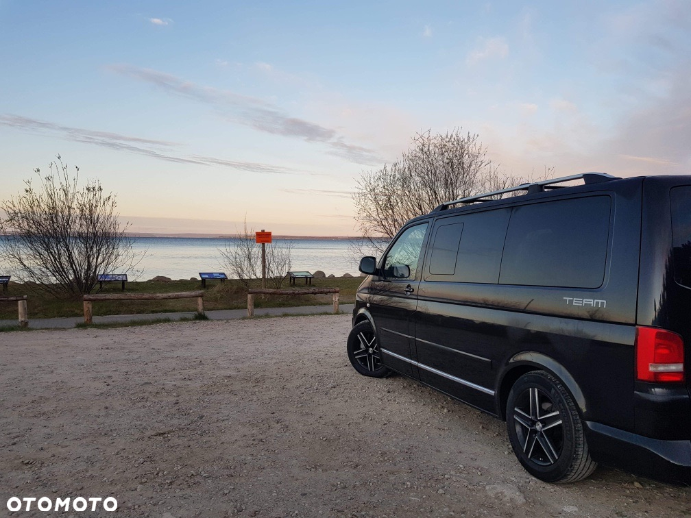 Volkswagen Multivan - 6