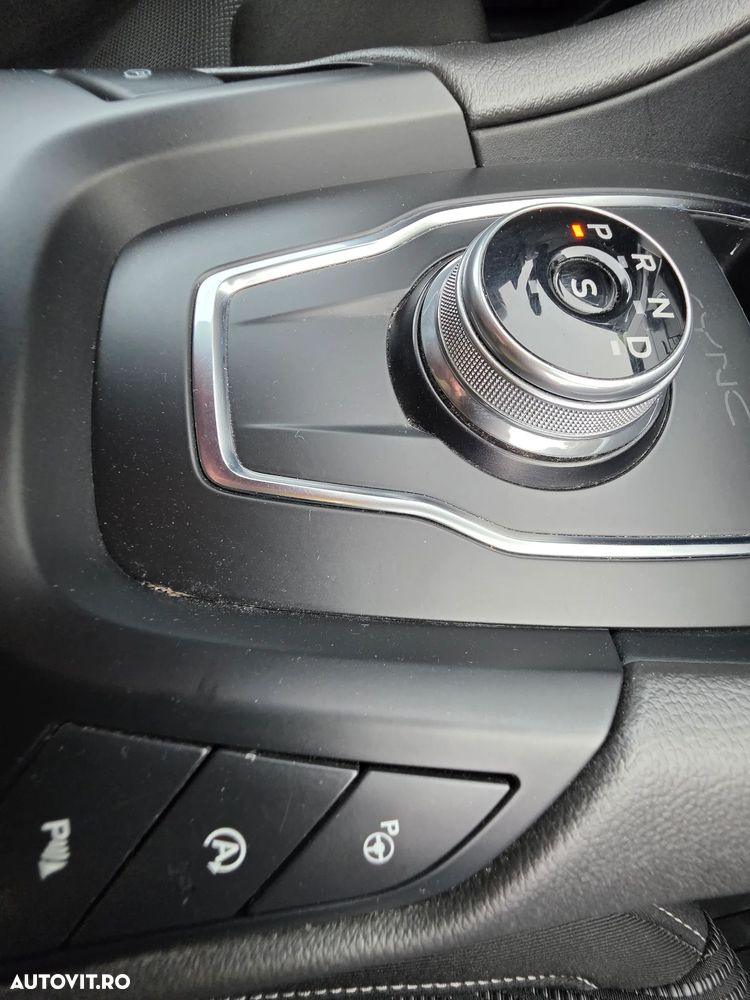 Ford Mondeo 2.0 EcoBlue Aut. Titanium - 17