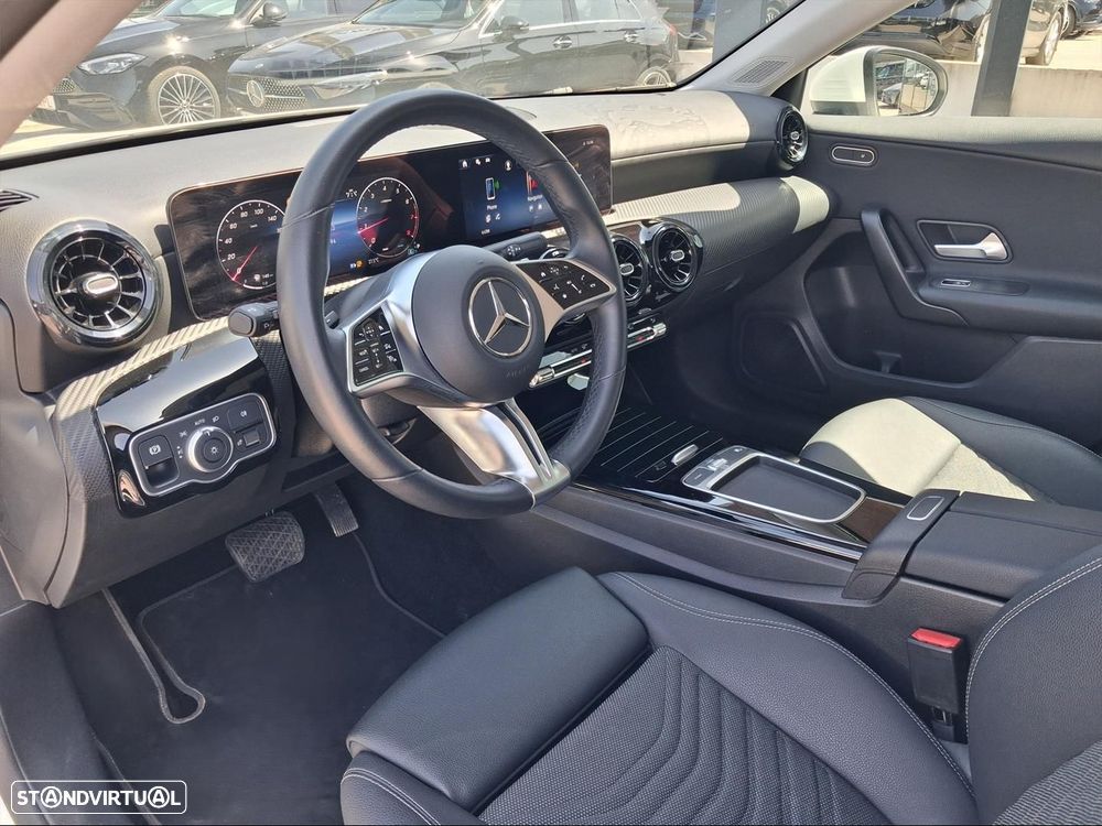 Mercedes-Benz A 200 Standard - 9