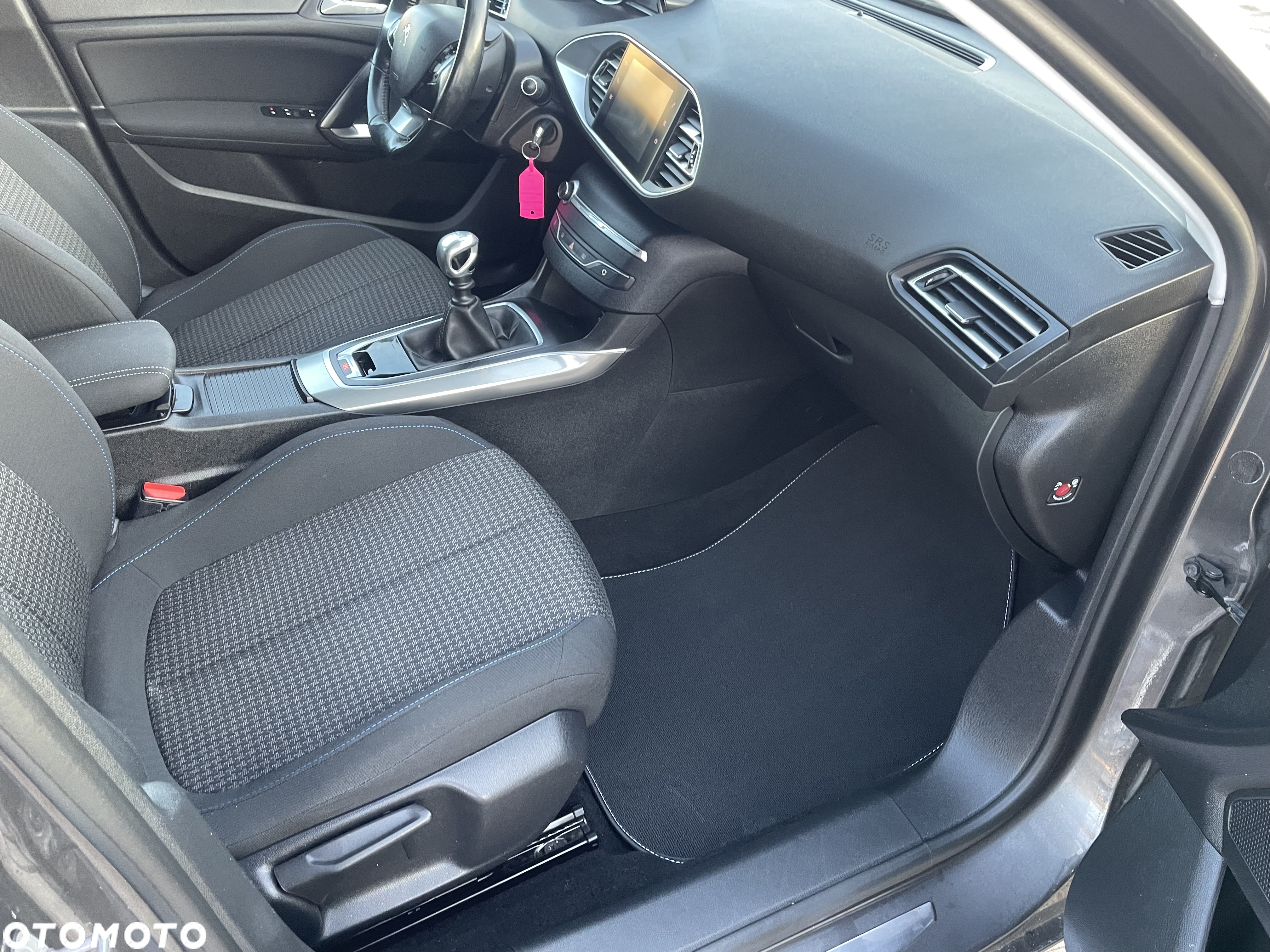 Peugeot 308 - 30