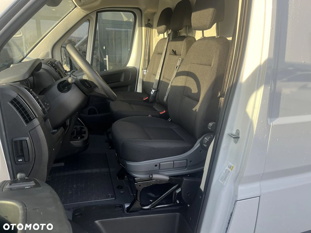 Opel Movano - 9