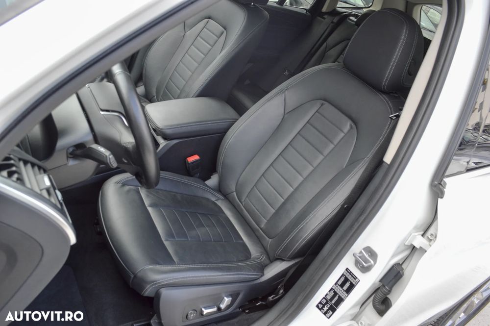 BMW X3 xDrive20i AT Luxury Line - 35