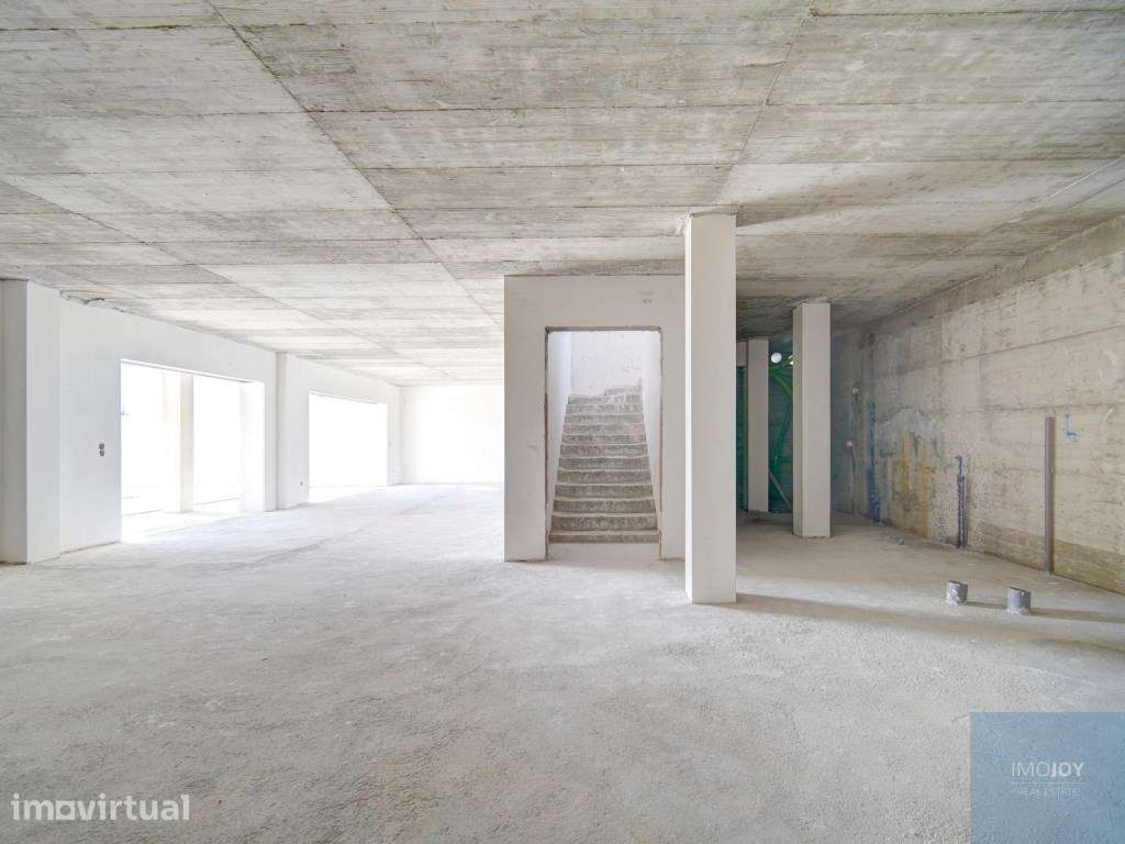 Moradia T4 de Luxo na Urbanização do Paraíso em Peniche - Grande imagem: 3/35