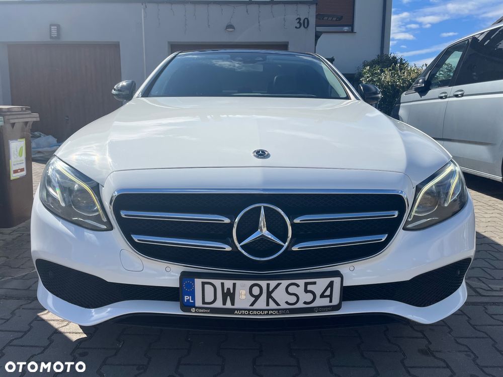 Mercedes-Benz Klasa E 220 d 4-Matic 9G-TRONIC - 1