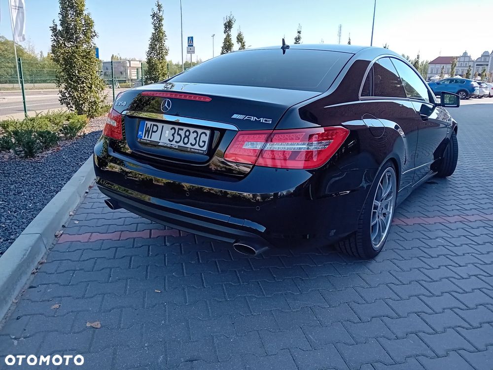 Mercedes-Benz Klasa E 350 CGI Coupe BlueEFFICIENCY 7G-TRONIC Elegance - 12