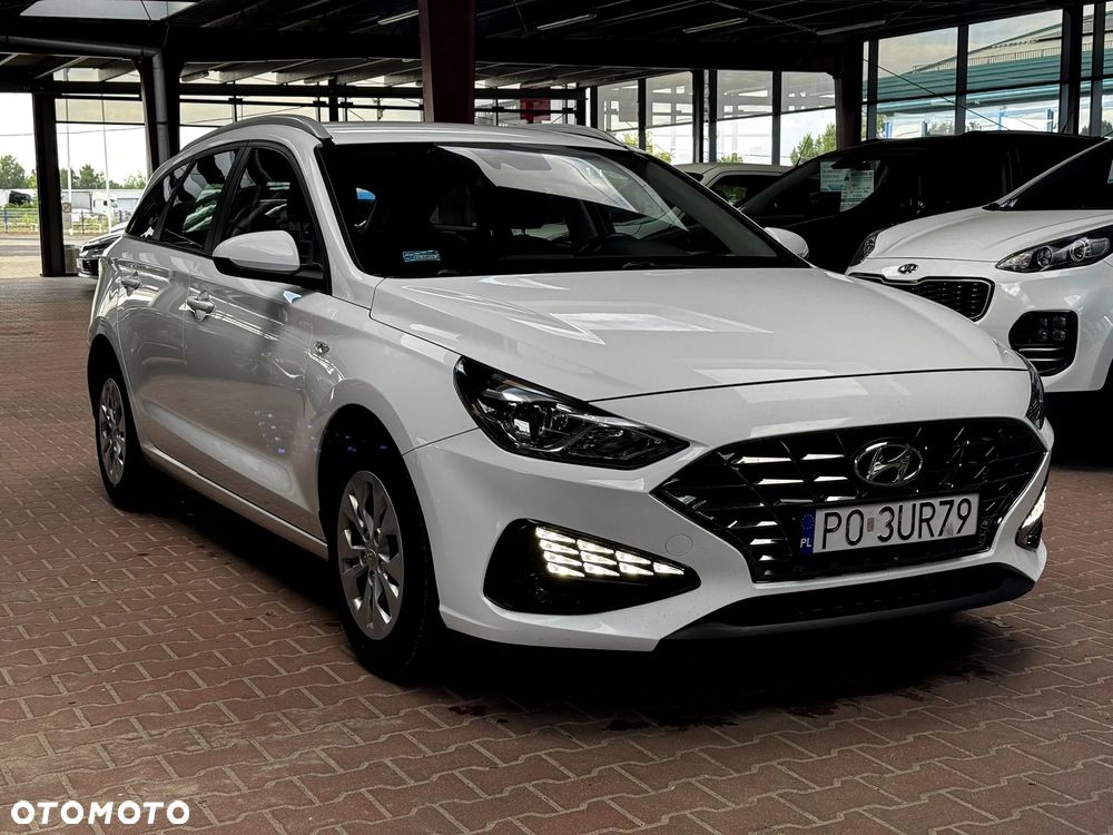 Hyundai i30 1.5 DPI Comfort - 1