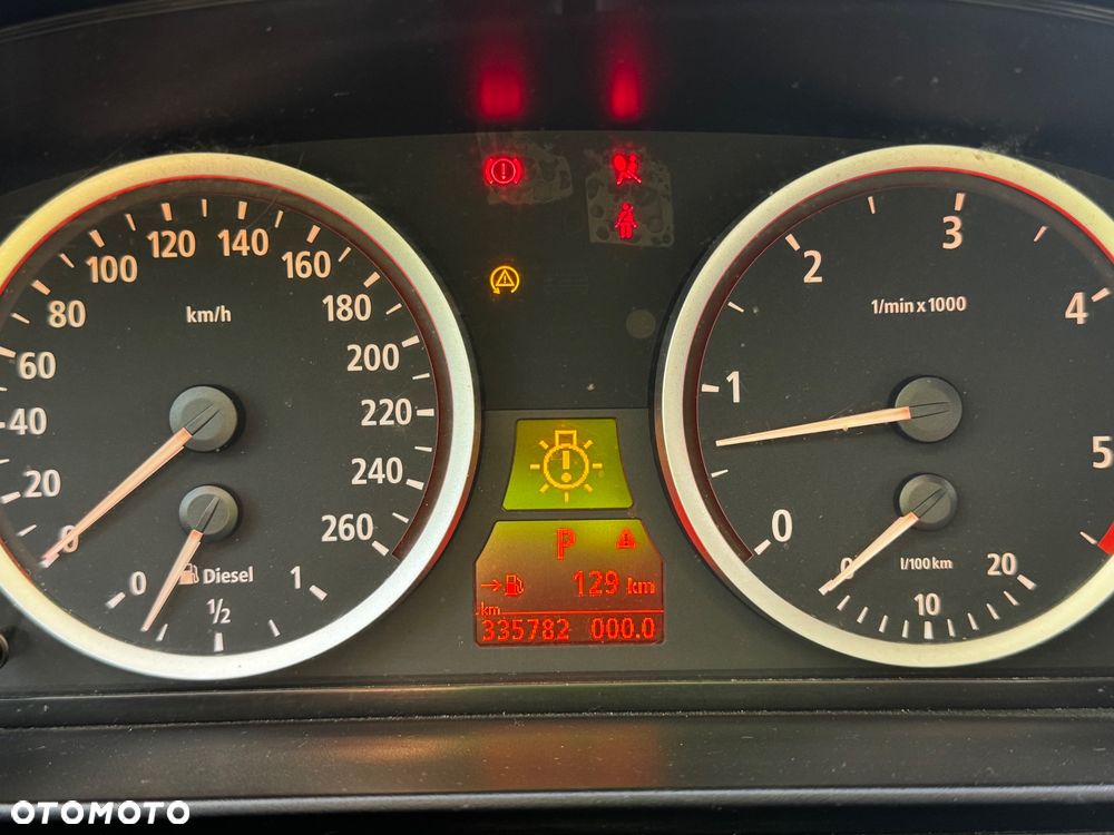 BMW Seria 5 - 24