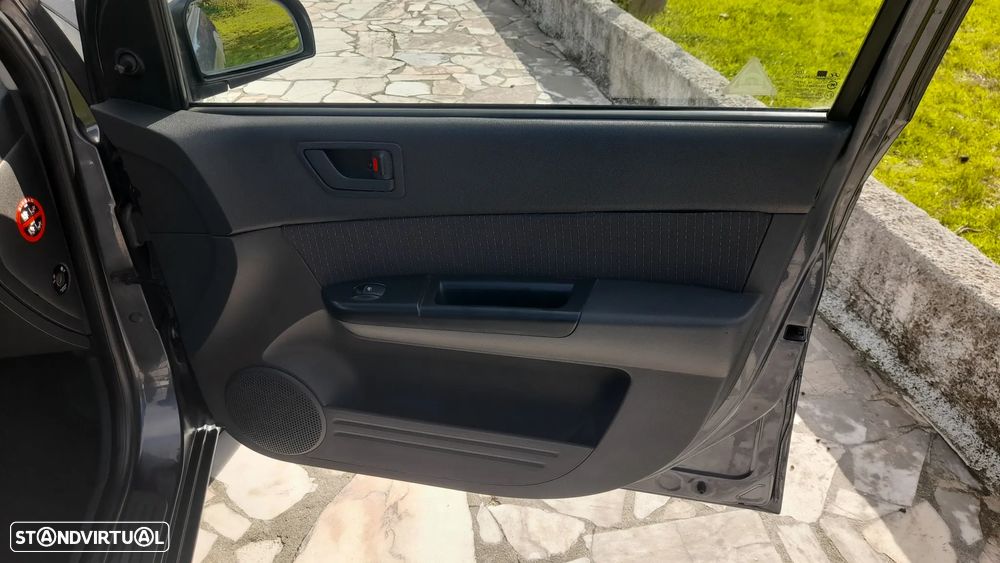 Hyundai Getz 1.1 First - 36