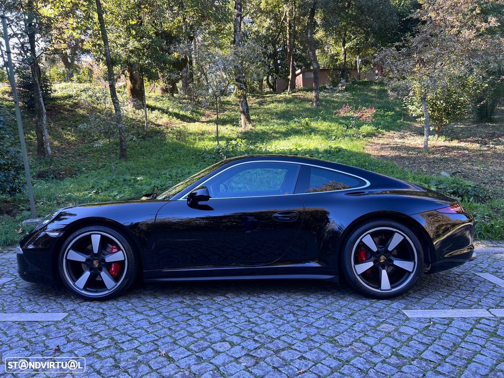 Porsche 911 (991) Carrera 2 50th Anniversary Edition - 15