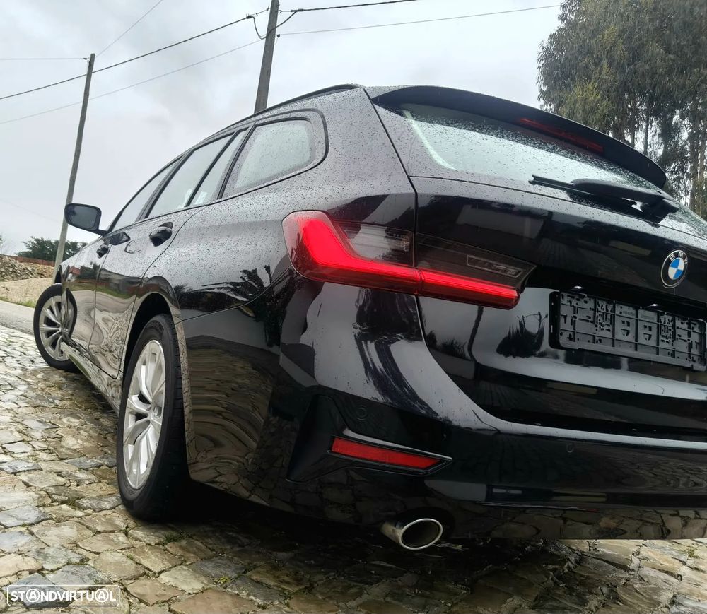 BMW 318 d Touring Essence - 4