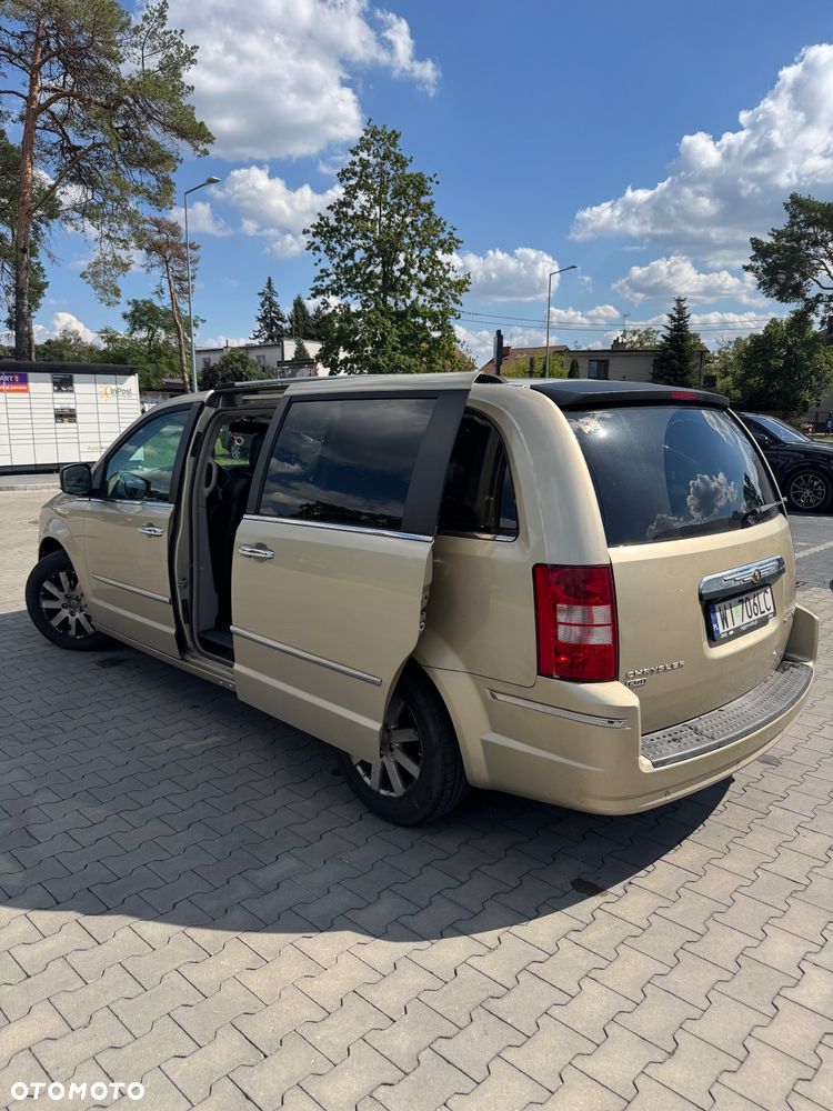 Chrysler Grand Voyager 2.8 CRD Limited - 3