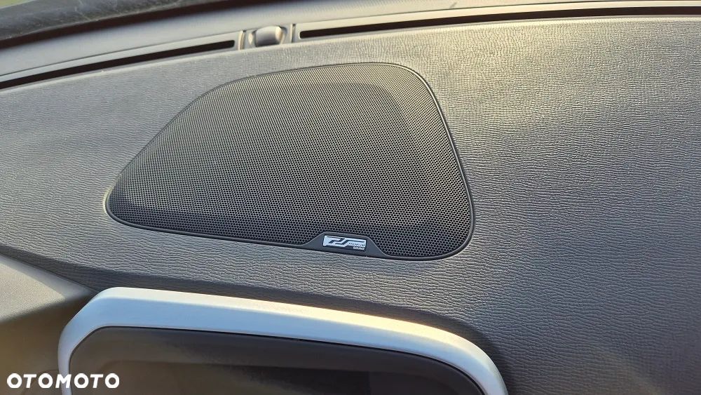 Volvo XC 60 D4 RDesign - 9