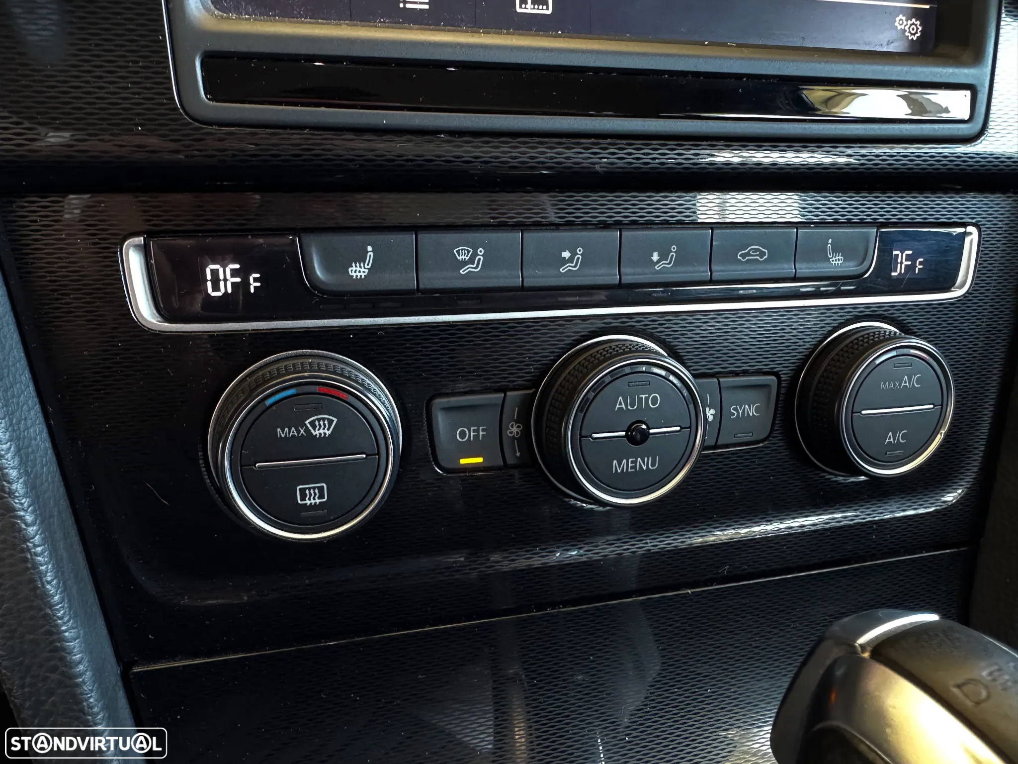 VW Golf Variant 2.0 TDi GTD DSG - 18