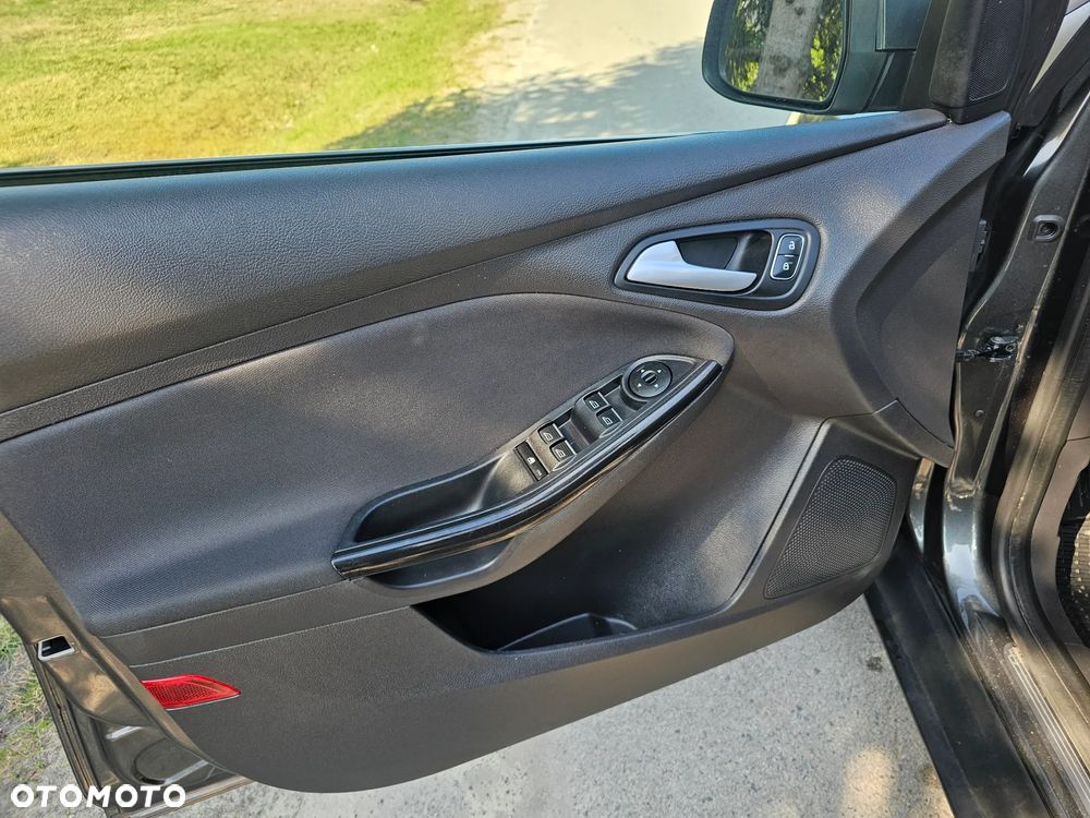 Ford Focus - 14