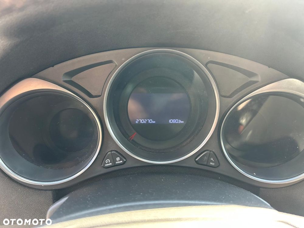 Citroën C4 1.6 HDi Exclusive - 22