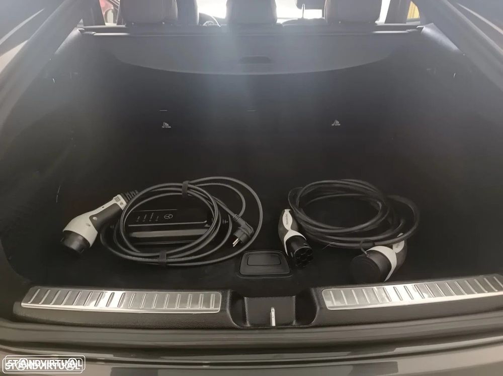 Mercedes-Benz GLC 300 de Coupe 4Matic 9G-TRONIC - 38
