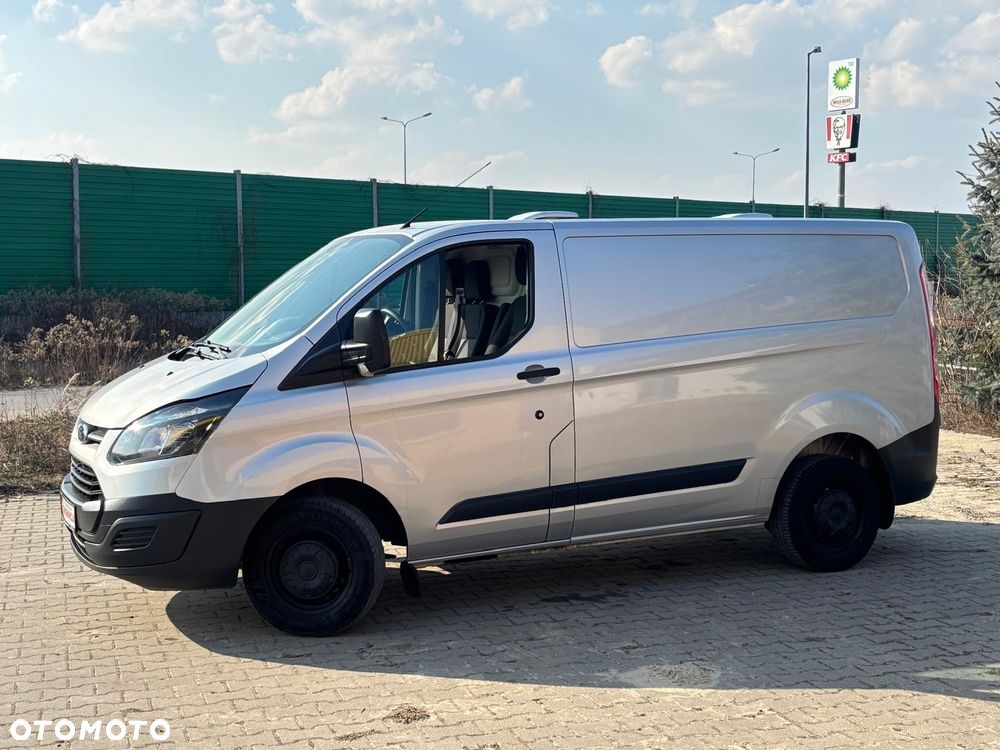 Ford Transit Custom - 12