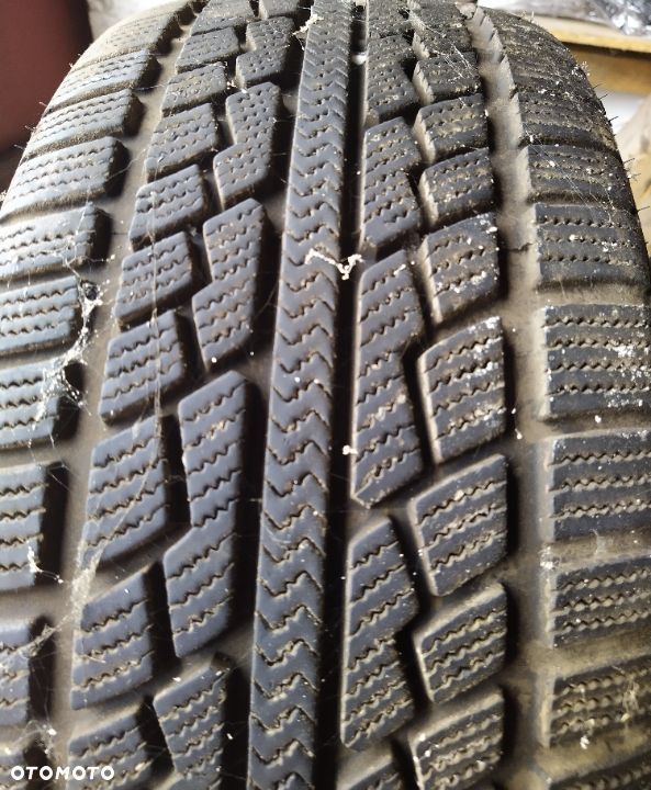 Opony ahliies 225/40/18 2016r - 2