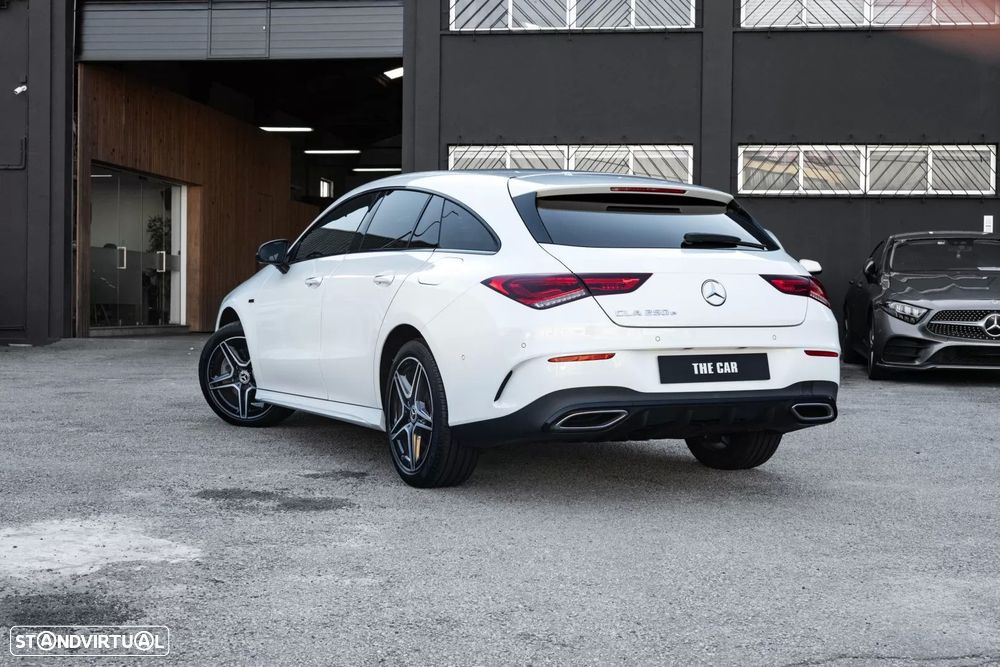 Mercedes-Benz CLA 250 e Shooting Brake AMG Line - 3