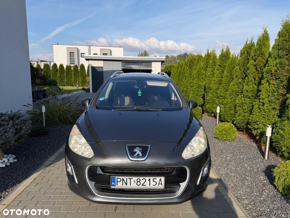 Peugeot 308 2011 photo 4