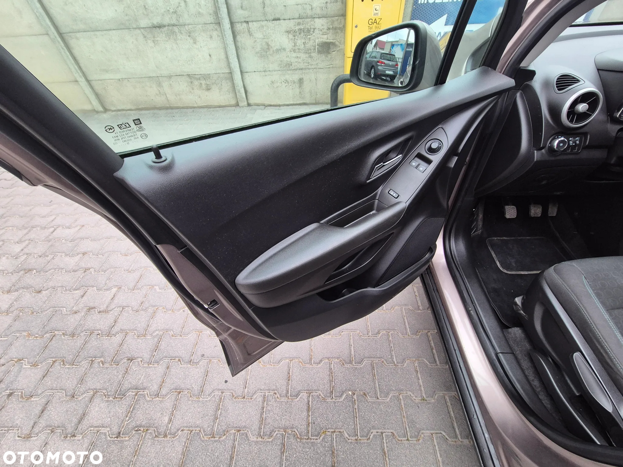 Chevrolet Trax 1.6 LT - 21