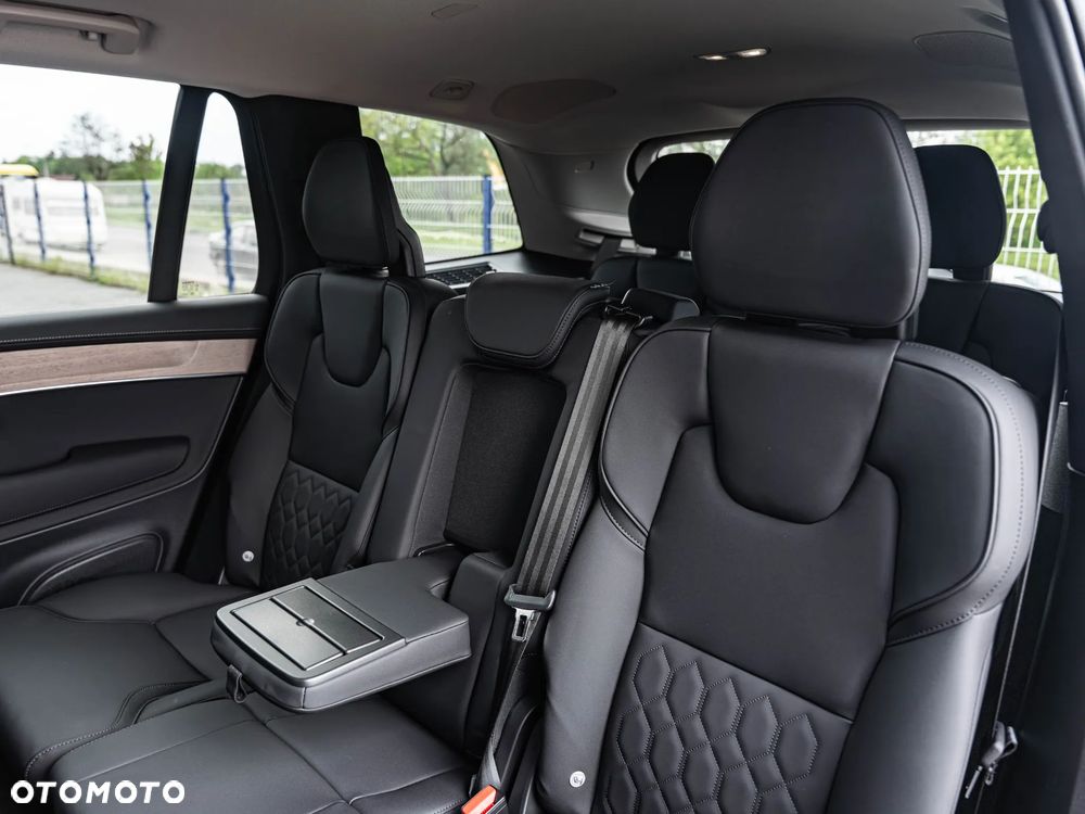 Volvo XC 90 T8 AWD Recharge Plus Dark - 27