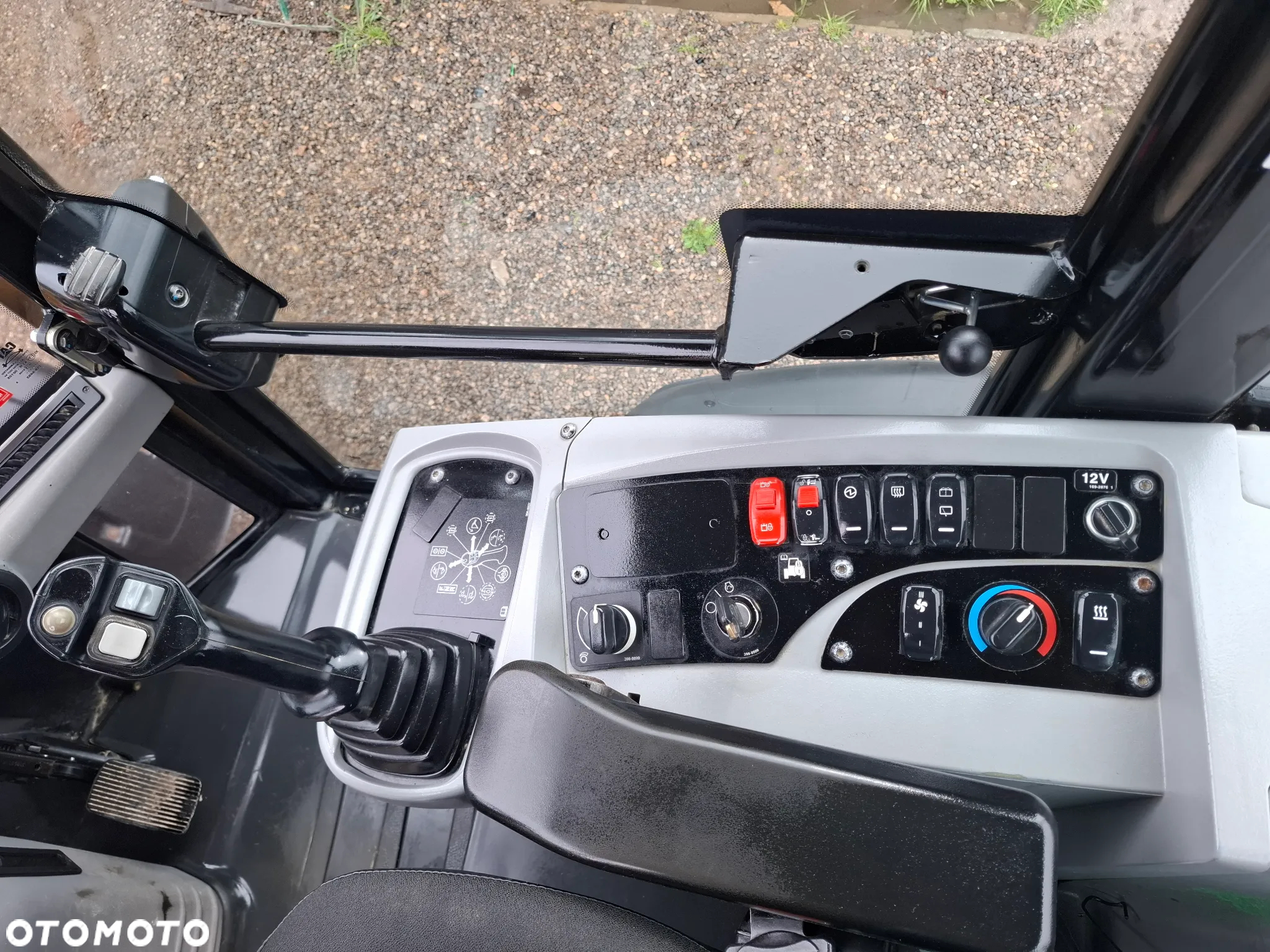 Caterpillar CAT 908 M - 27