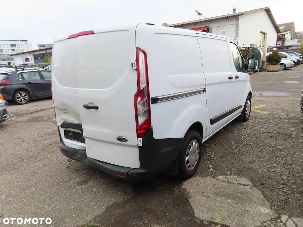 Ford Transit Custom - 4