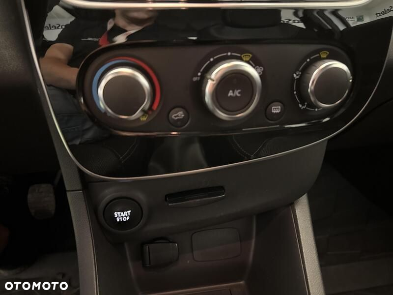 Renault Clio 0.9 TCe Alize - 17