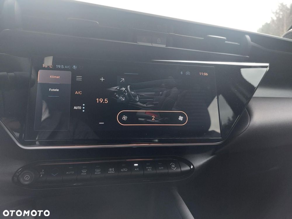 Alfa Romeo Junior 1.2 mHEV Ibrida eDCT - 25