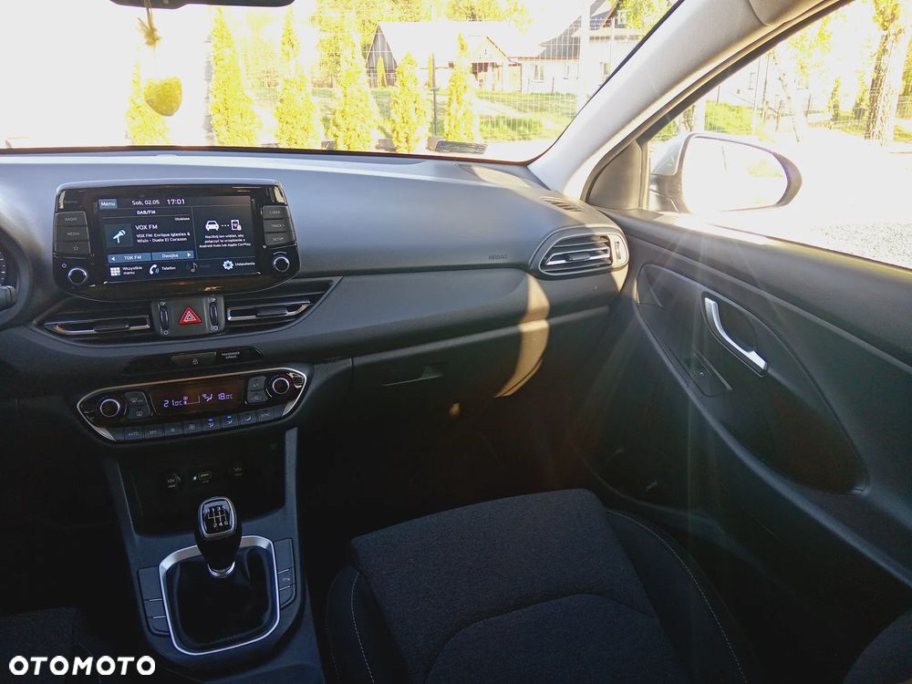 Hyundai i30 1.6 D Comfort - 36