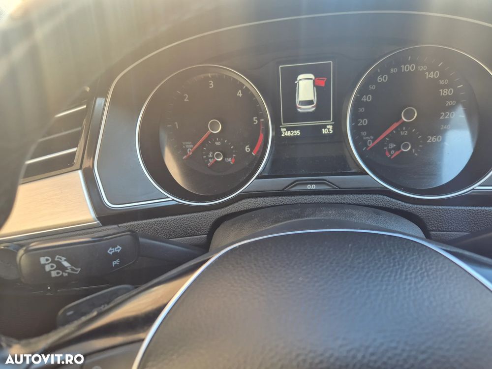 Volkswagen Passat 2.0 TDI DSG Highline - 5