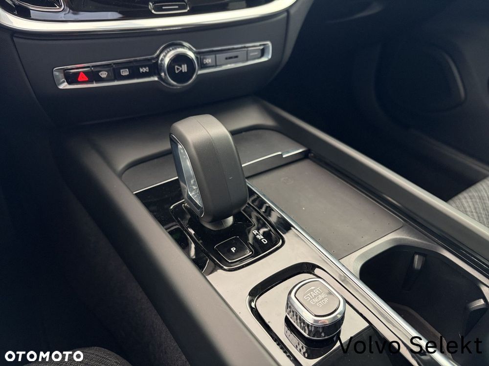 Volvo V60 B4 B DKG Core - 23