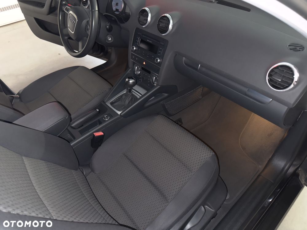 Audi A3 Sportback 2.0 TDI Attraction S tronic - 5